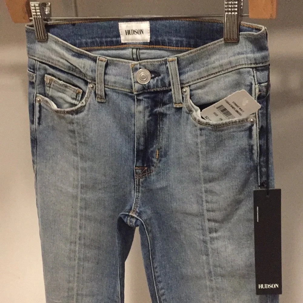 $215 NWT HUDSON jean denim stretch mid rise NICO straight SLIT 31 last few_2